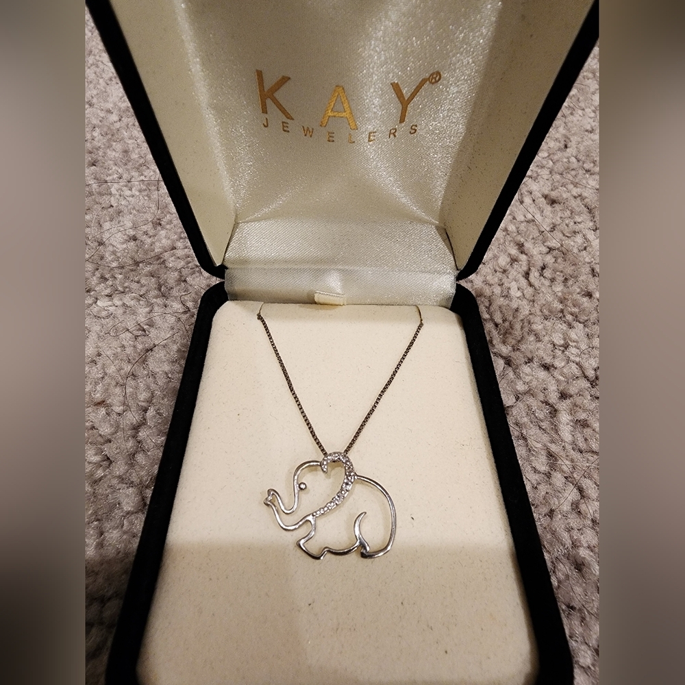 Kay Jewelers Silver Elephant Necklace